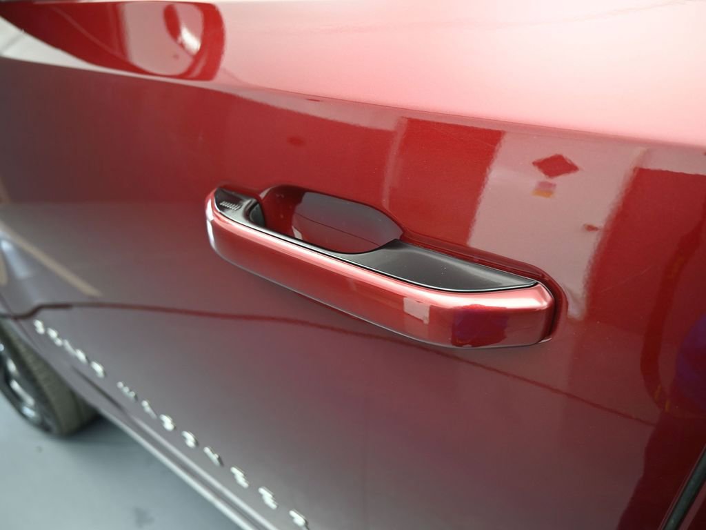 New 2026 Jeep Grand Wagoneer L Summit image 31