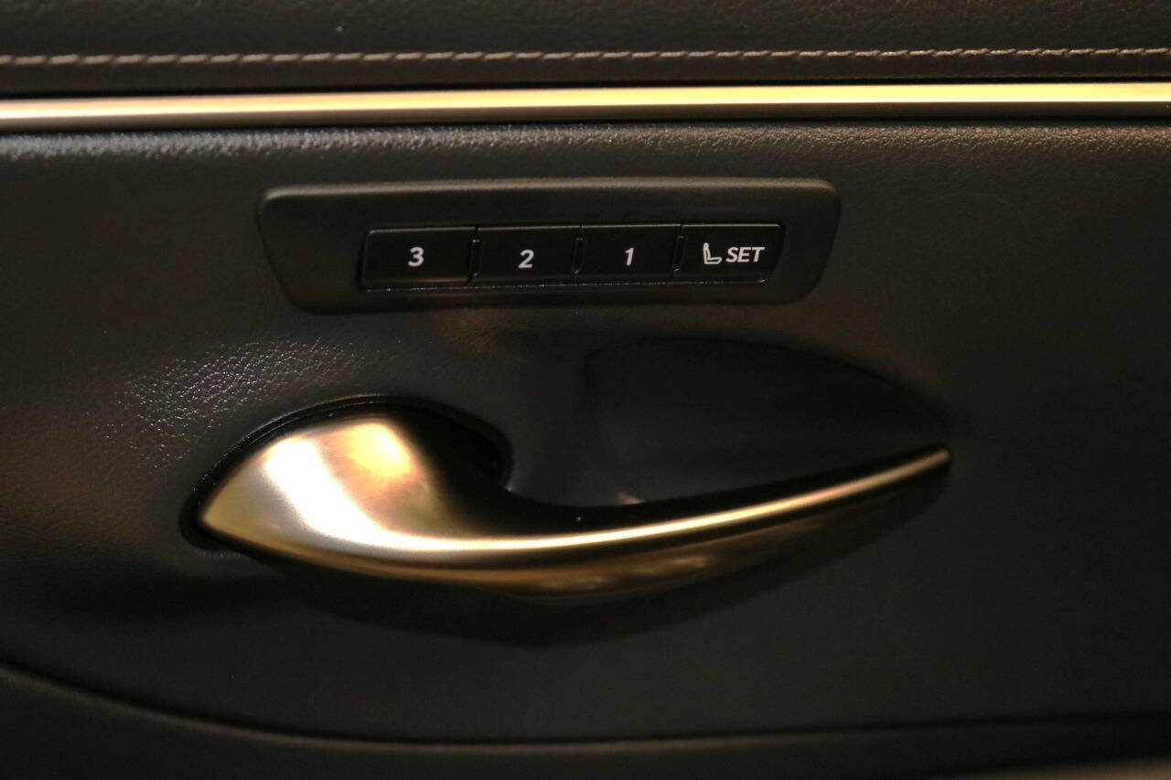 Used 2023 Lexus ES 350 w/ Premium Package image 62