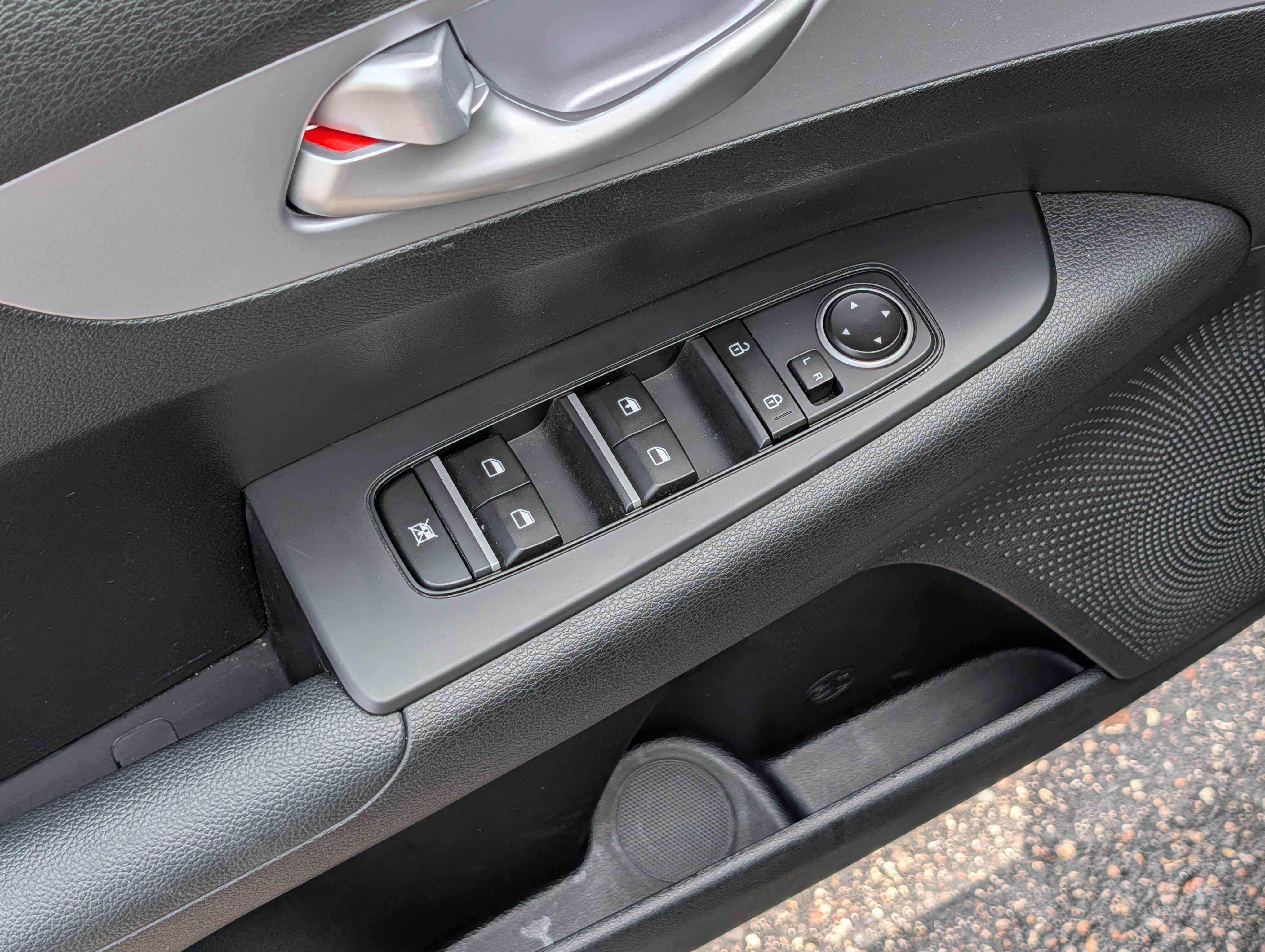 Certified 2024 Kia Forte LXS w/ LXS Technology Package FWD image 19