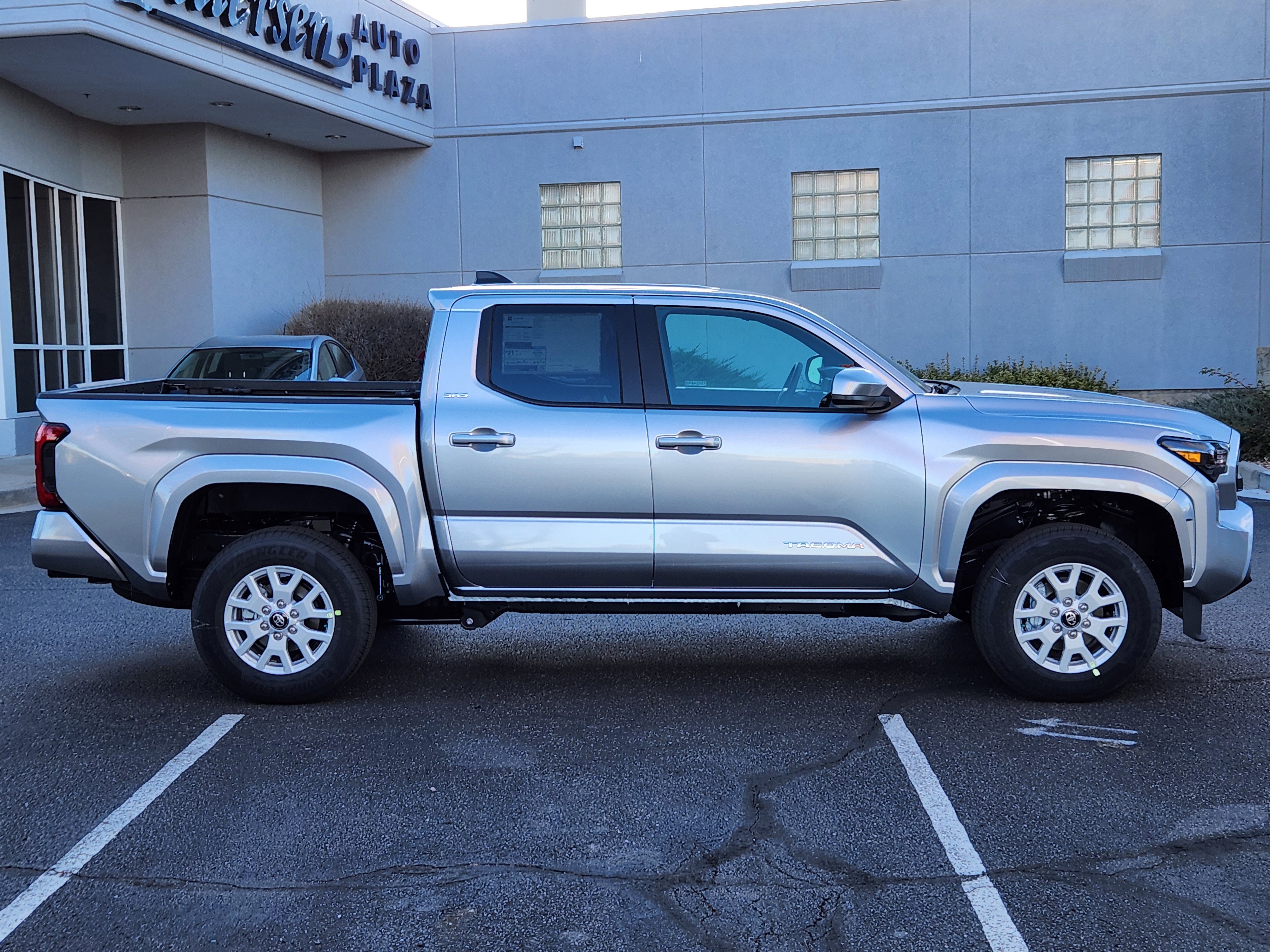 New 2025 Toyota Tacoma SR5 image 2