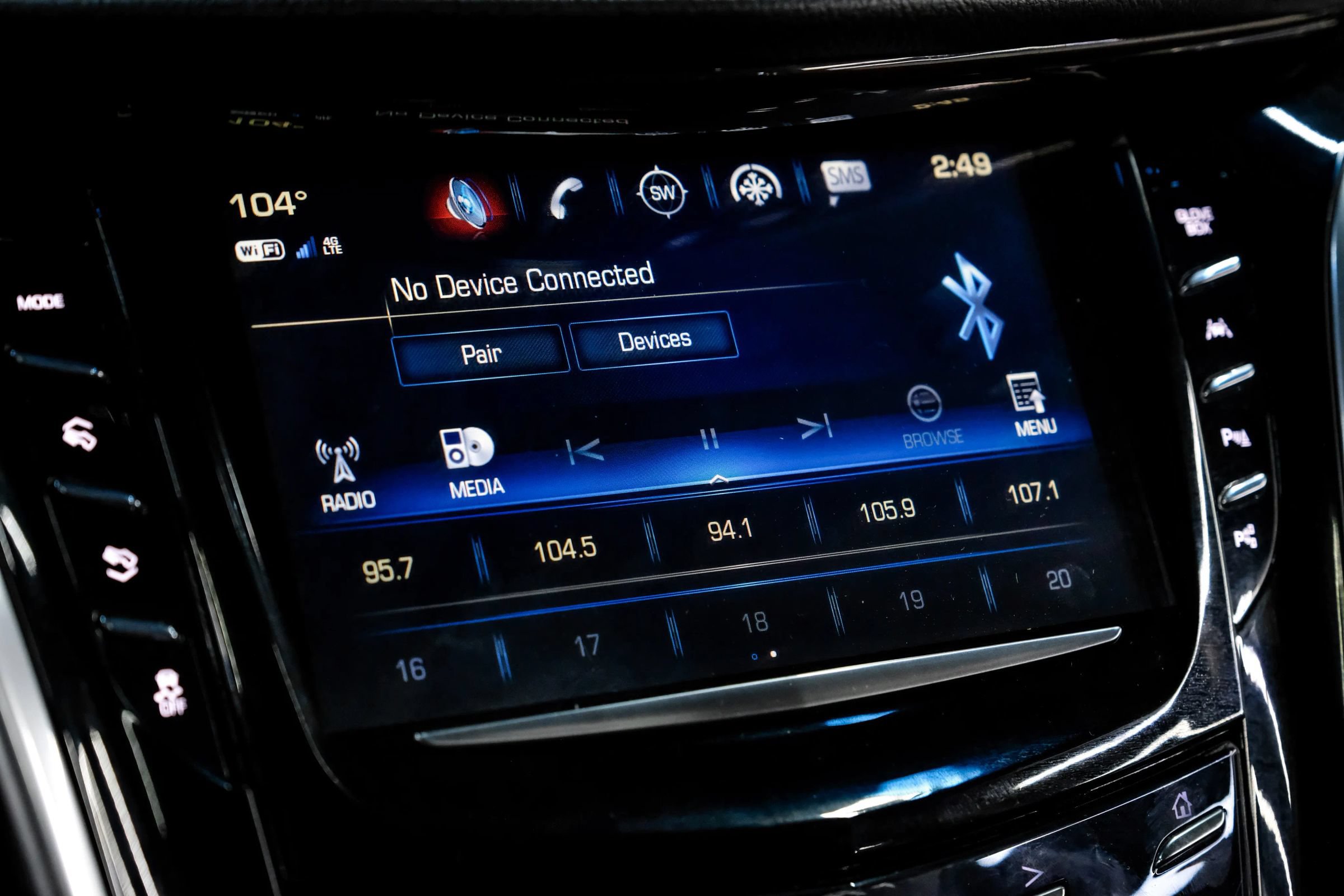 Used 2020 Cadillac Escalade ESV Luxury RWD image 32