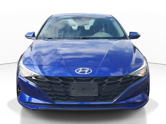 Used 2023 Hyundai Elantra SEL w/ Convenience Package image 2