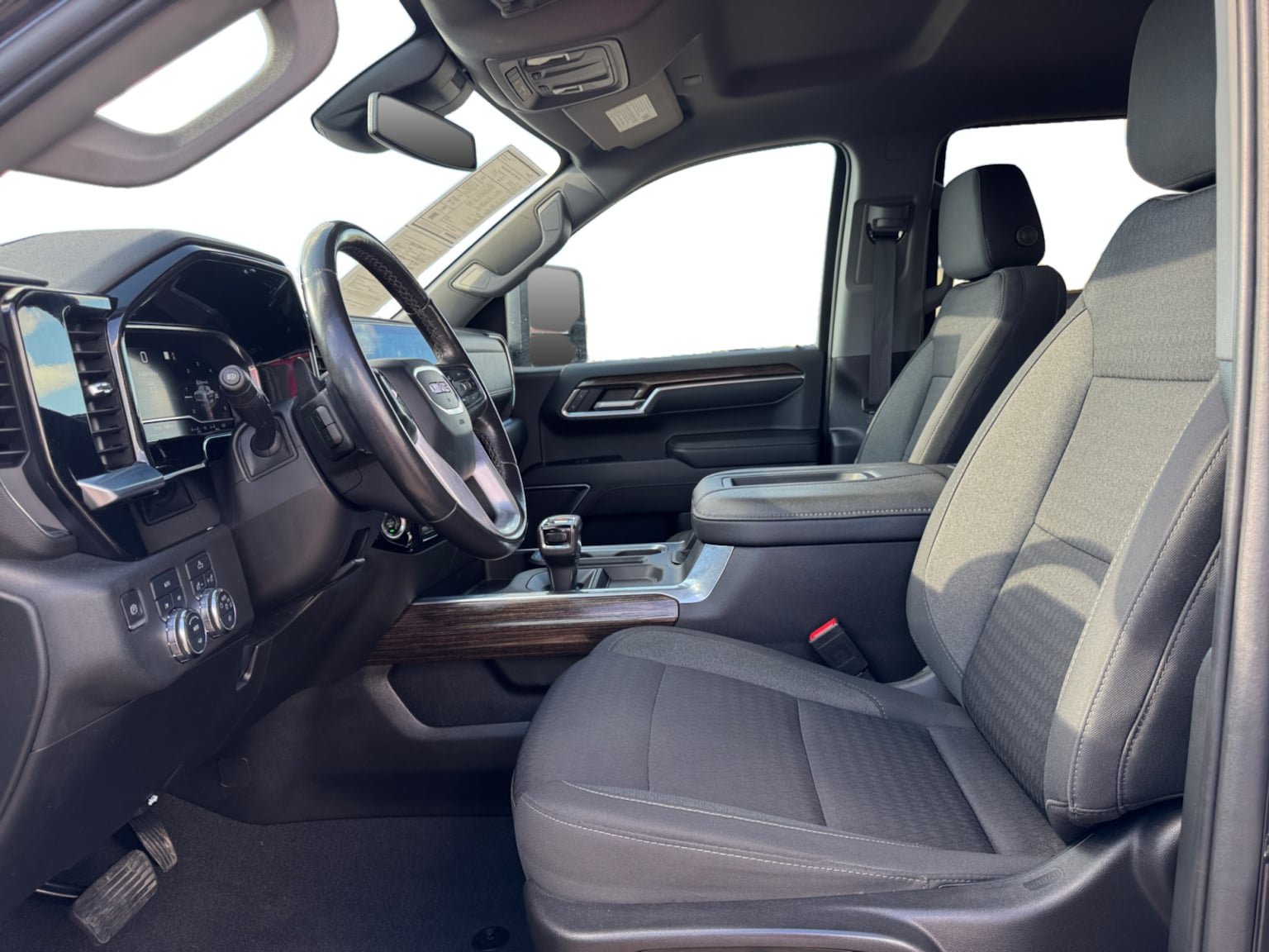 Used 2022 GMC Sierra 1500 Elevation w/ Max Trailering Package AWD/4WD image 10