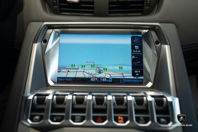 Used 2018 Lamborghini Aventador S image 65