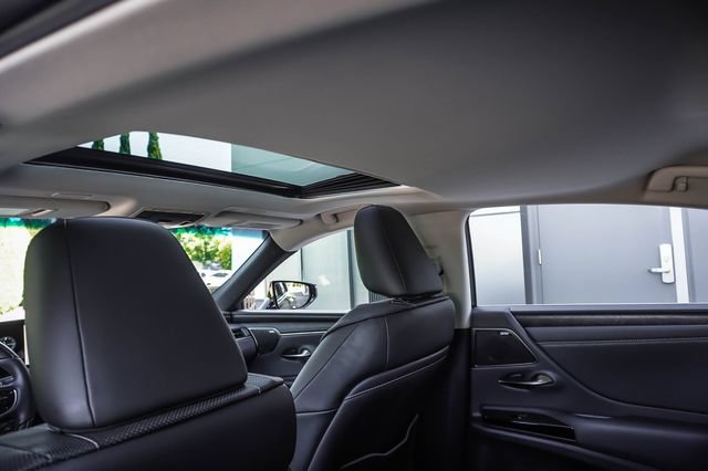 Certified 2025 Lexus ES 300h w/ Luxury Package FWD image 20