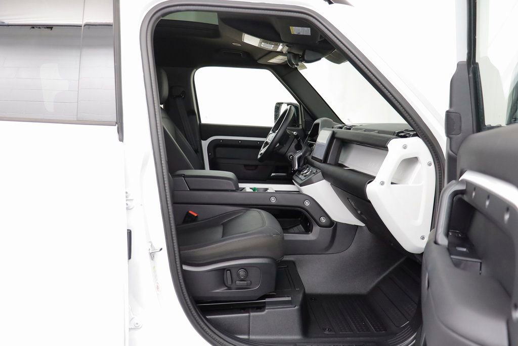 Used 2025 Land Rover Defender 110 S AWD/4WD image 20