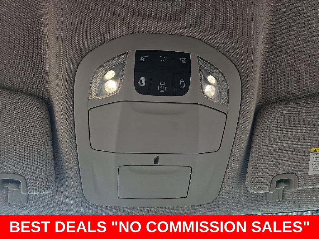 Used 2018 Chrysler Pacifica Touring-L FWD image 31