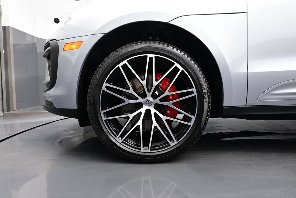 New 2026 Porsche Macan S AWD/4WD image 6