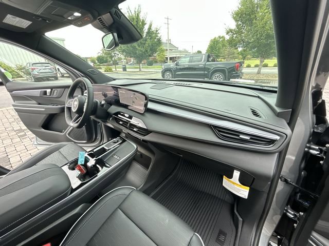 New 2026 Buick Enclave Sport Touring w/ LPO, Floor Liner Package image 46