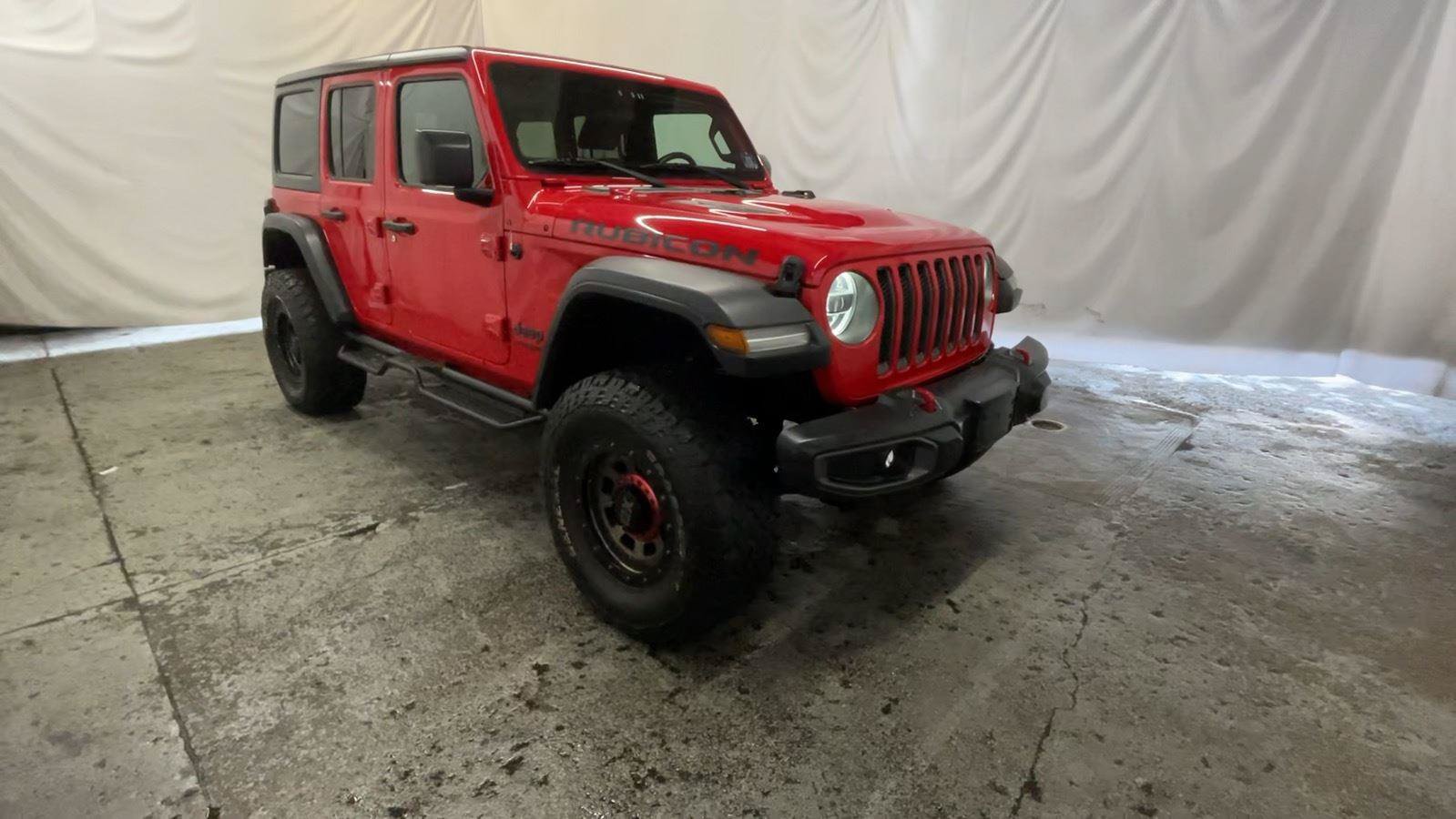 Used 2019 Jeep Wrangler Unlimited Rubicon w/ Dual Top Group AWD/4WD image 2