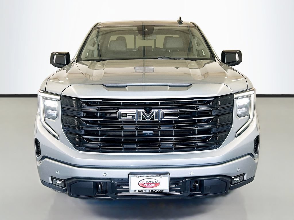 Used 2024 GMC Sierra 1500 Elevation w/ Elevation Premium Package AWD/4WD image 2