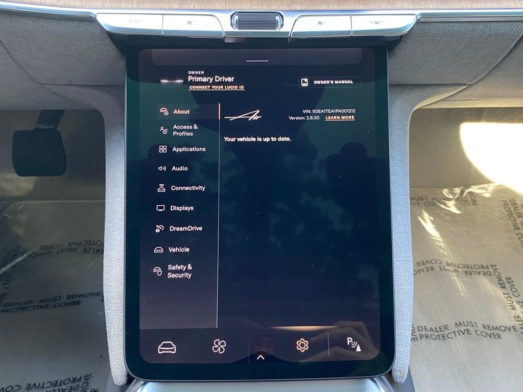 Used 2023 Lucid Air Touring image 2