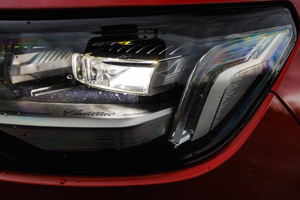 Used 2023 Cadillac Escalade ESV Premium Luxury Platinum w/ LPO, Radiant Package image 3