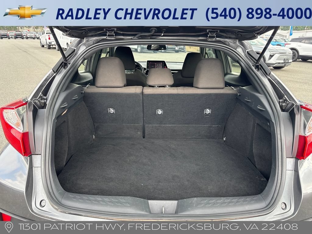 Used 2019 Toyota C-HR XLE FWD image 8