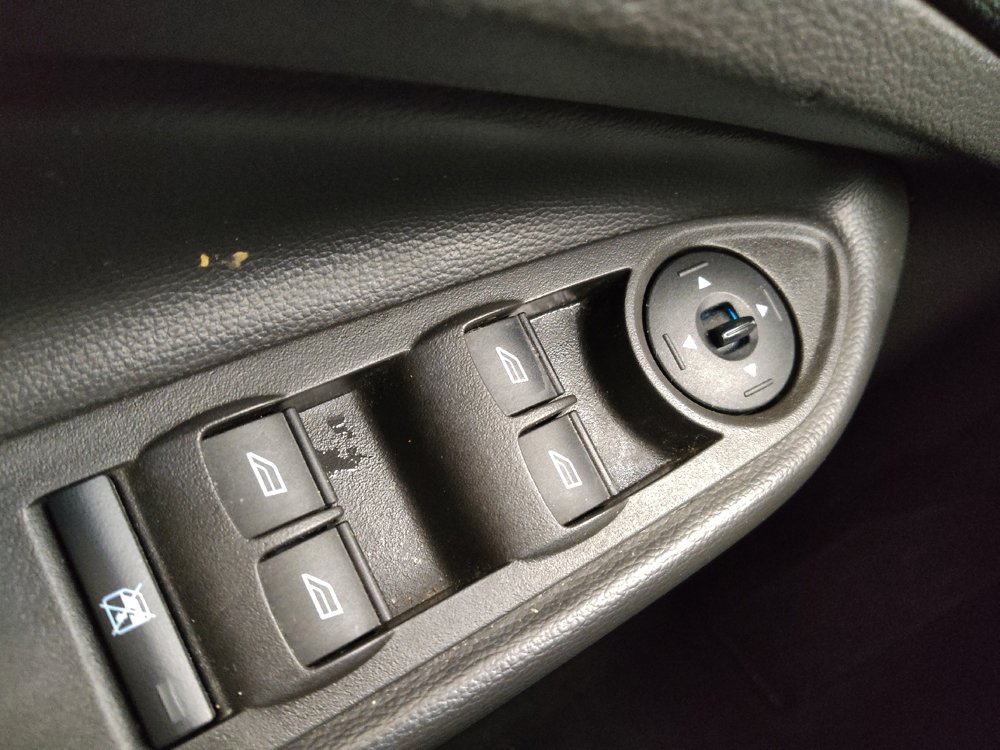 Used 2019 Ford Escape S image 27