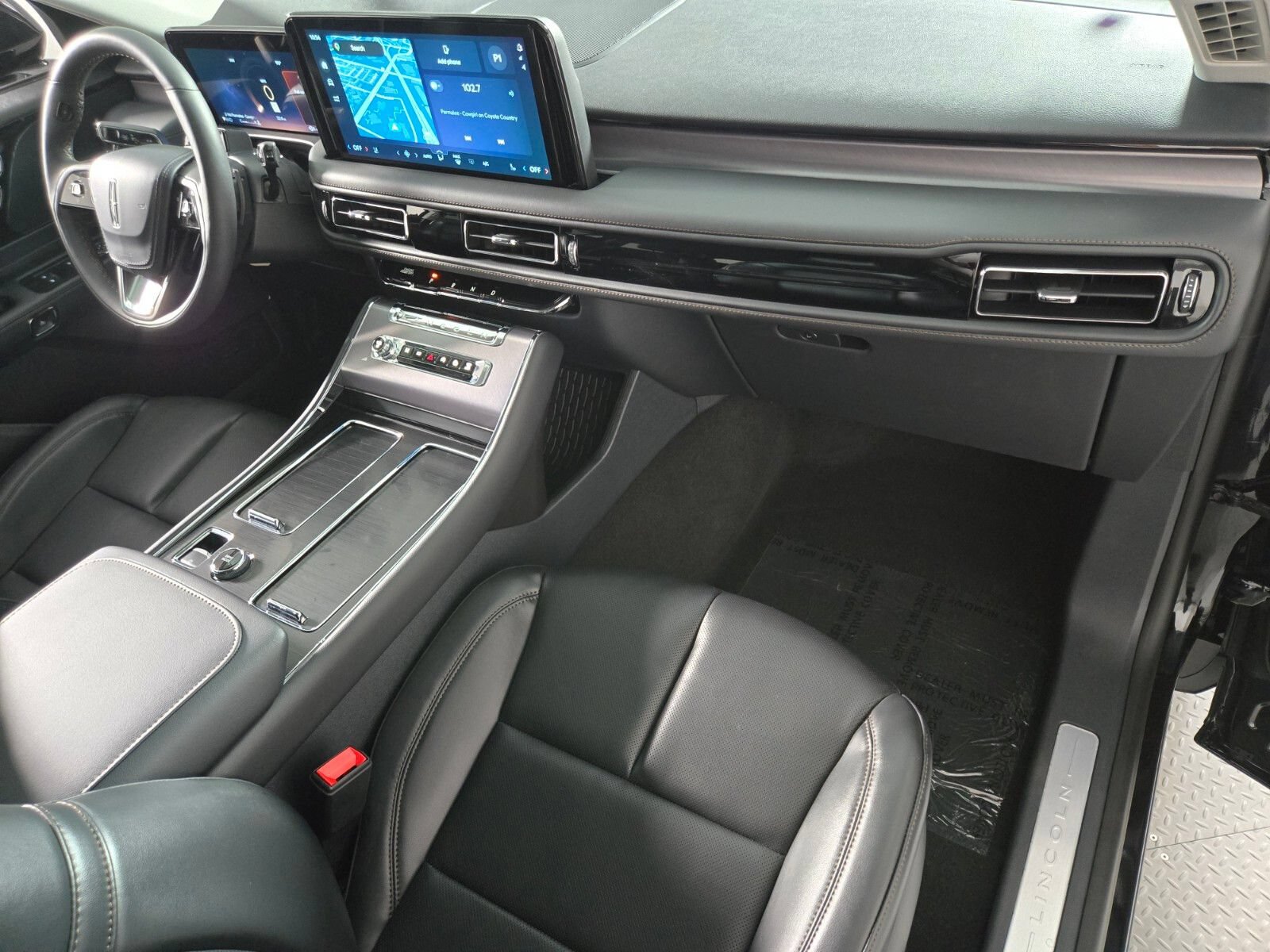 New 2026 Lincoln Aviator AWD image 21