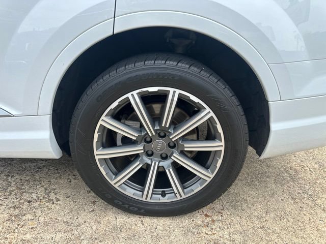 Used 2019 Audi Q7 3.0T Premium Plus w/ Premium Plus Package AWD/4WD image 39