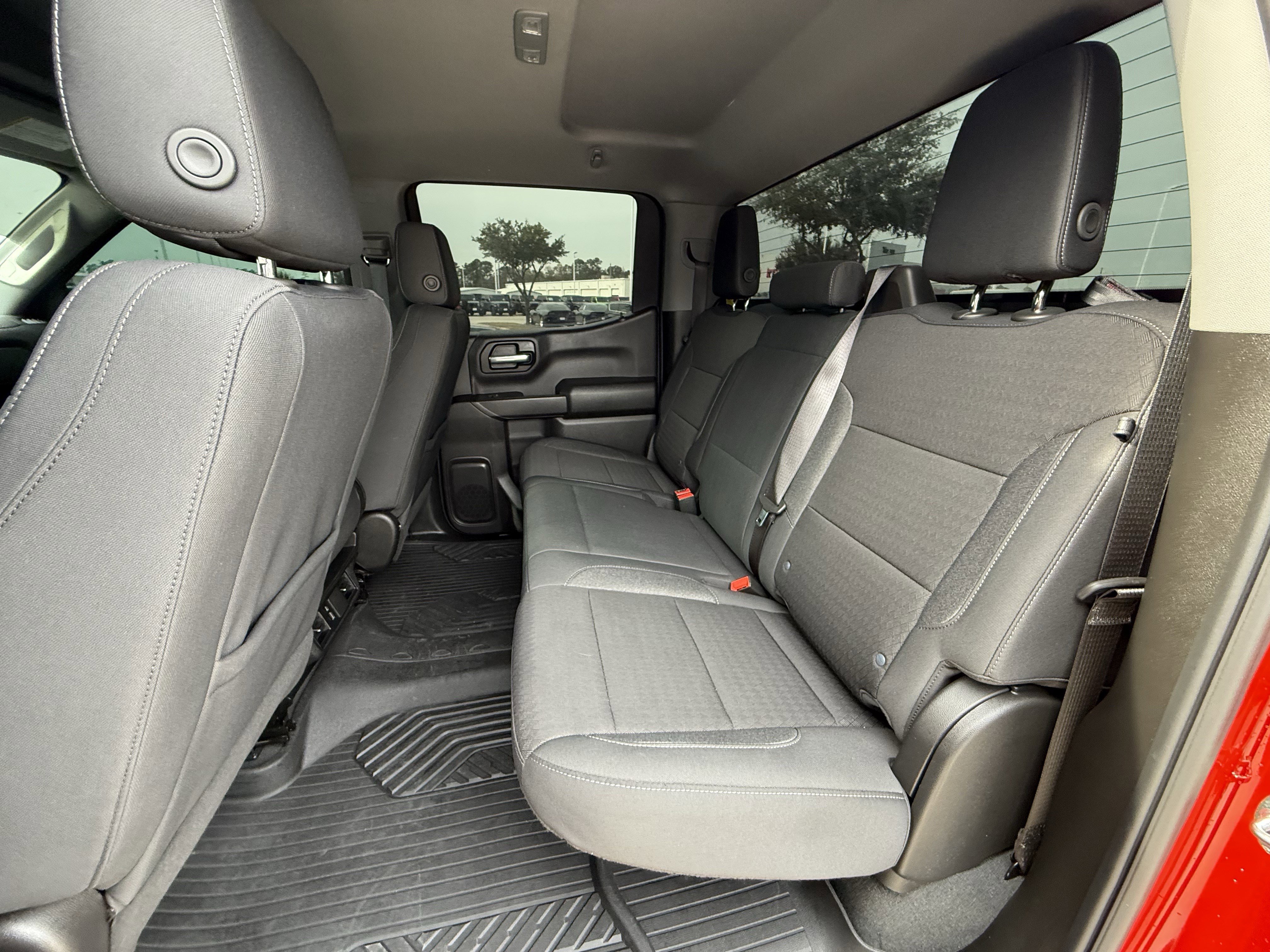 Used 2024 Chevrolet Silverado 1500 Custom Trail Boss w/ Turbomax Blackout Package image 27