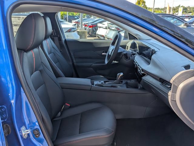 New 2026 Nissan Sentra SR w/ SR Premium Package FWD image 9