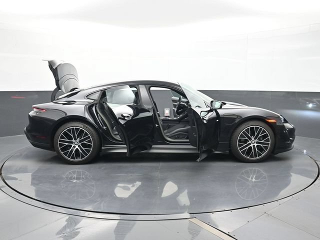 Certified 2023 Porsche Taycan w/ Premium Package RWD image 33