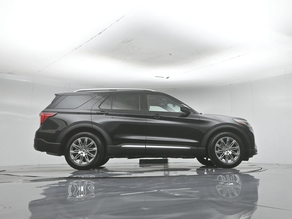 New 2026 Ford Explorer Platinum RWD image 7