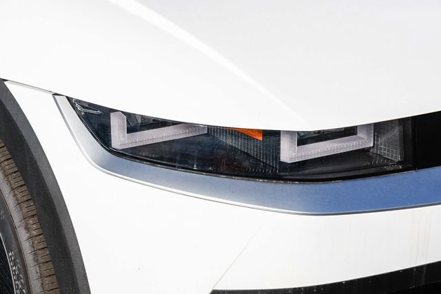 New 2026 Hyundai Ioniq 5 SEL RWD image 8