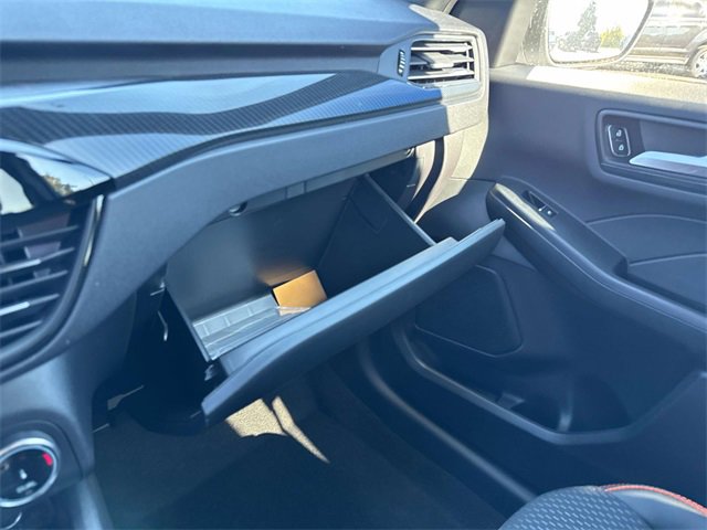 New 2025 Ford Escape ST-Line image 29