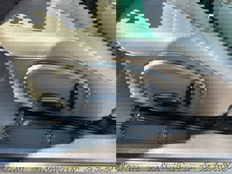 Used 2001 Porsche 911 Carrera 4 image 28