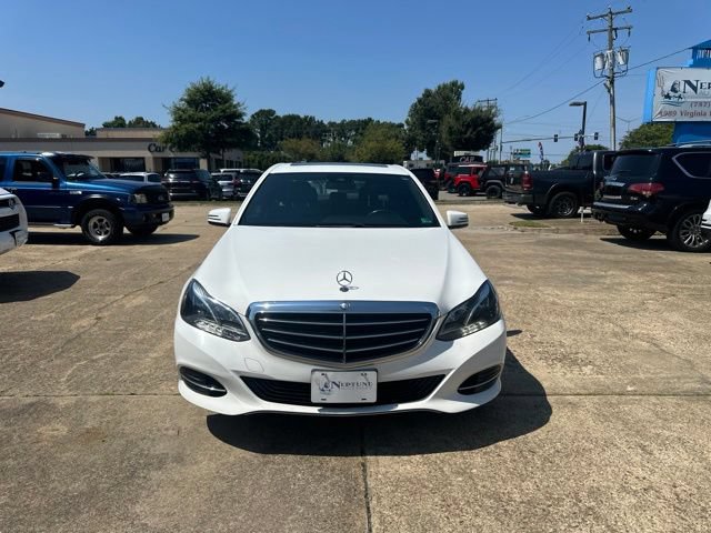 Used 2016 Mercedes-Benz E 350 4MATIC Sedan w/ Premium Package image 2