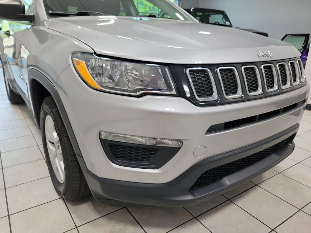 Used 2018 Jeep Compass Sport FWD image 20