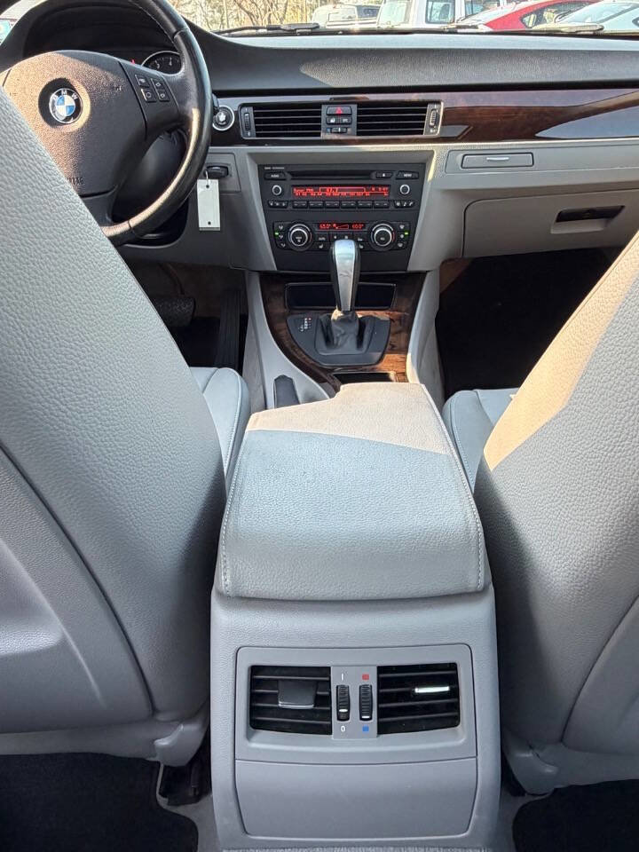 Used 2011 BMW 328i Sedan image 17