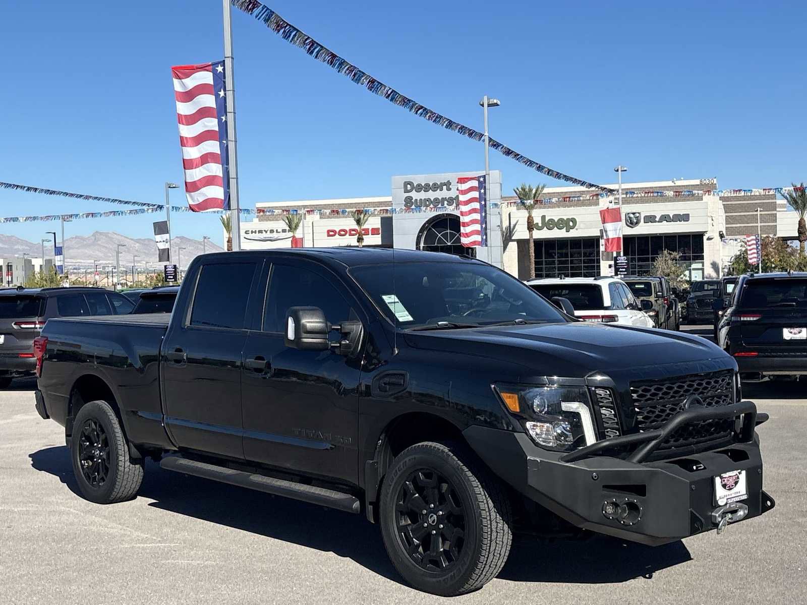 Used 2019 Nissan Titan SL w/ Midnight Edition image 3
