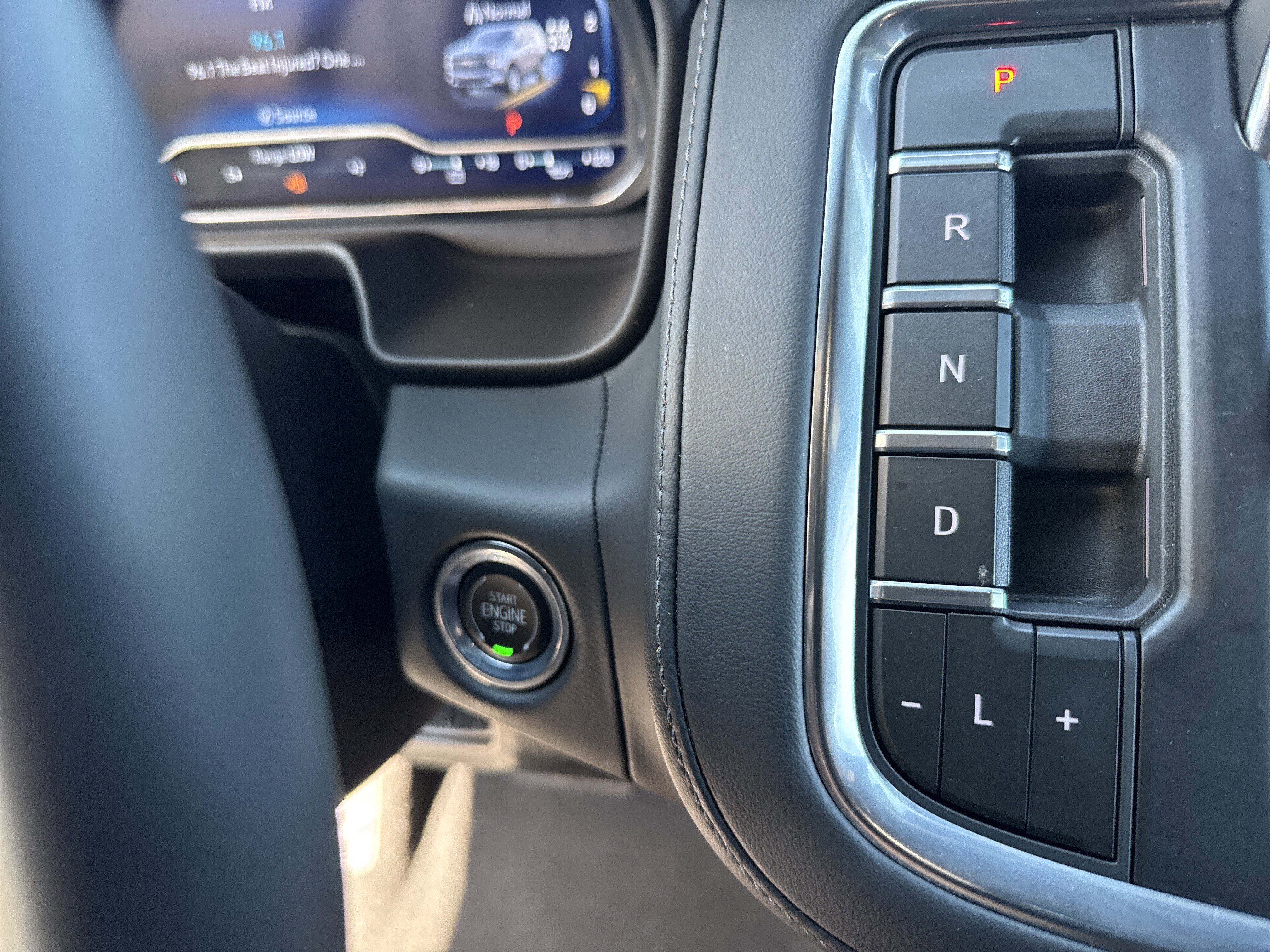 Used 2023 Chevrolet Tahoe LT w/ LT Signature Package image 26