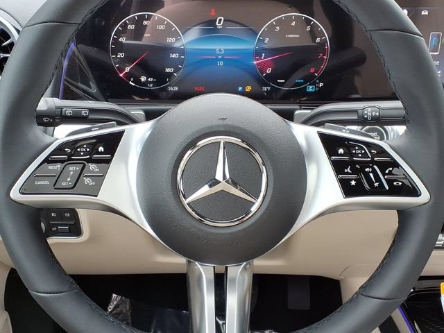 New 2026 Mercedes-Benz GLB 250 4MATIC image 8