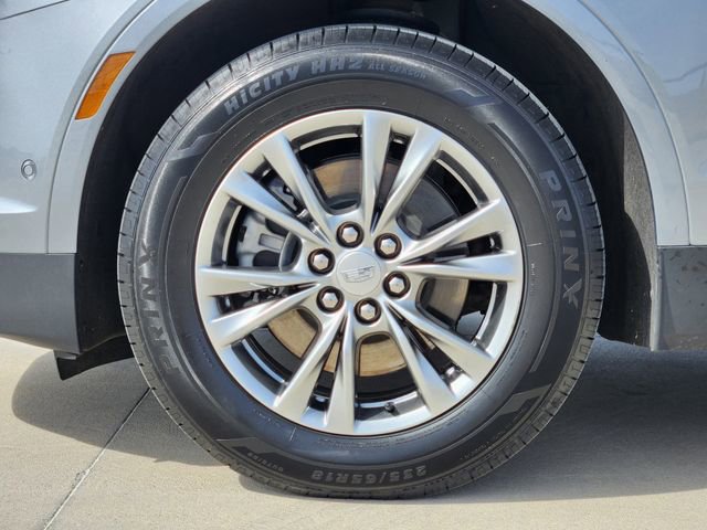 Used 2023 Cadillac XT5 Premium Luxury w/ Technology Package FWD image 11