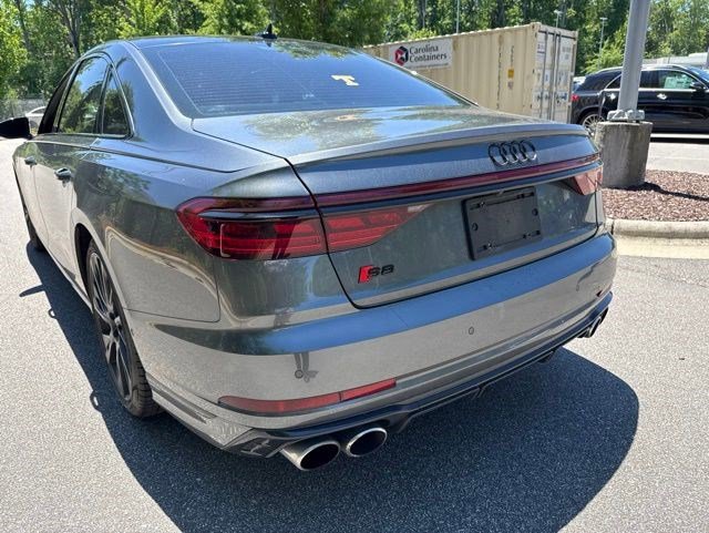 Used 2025 Audi S8 AWD/4WD image 15