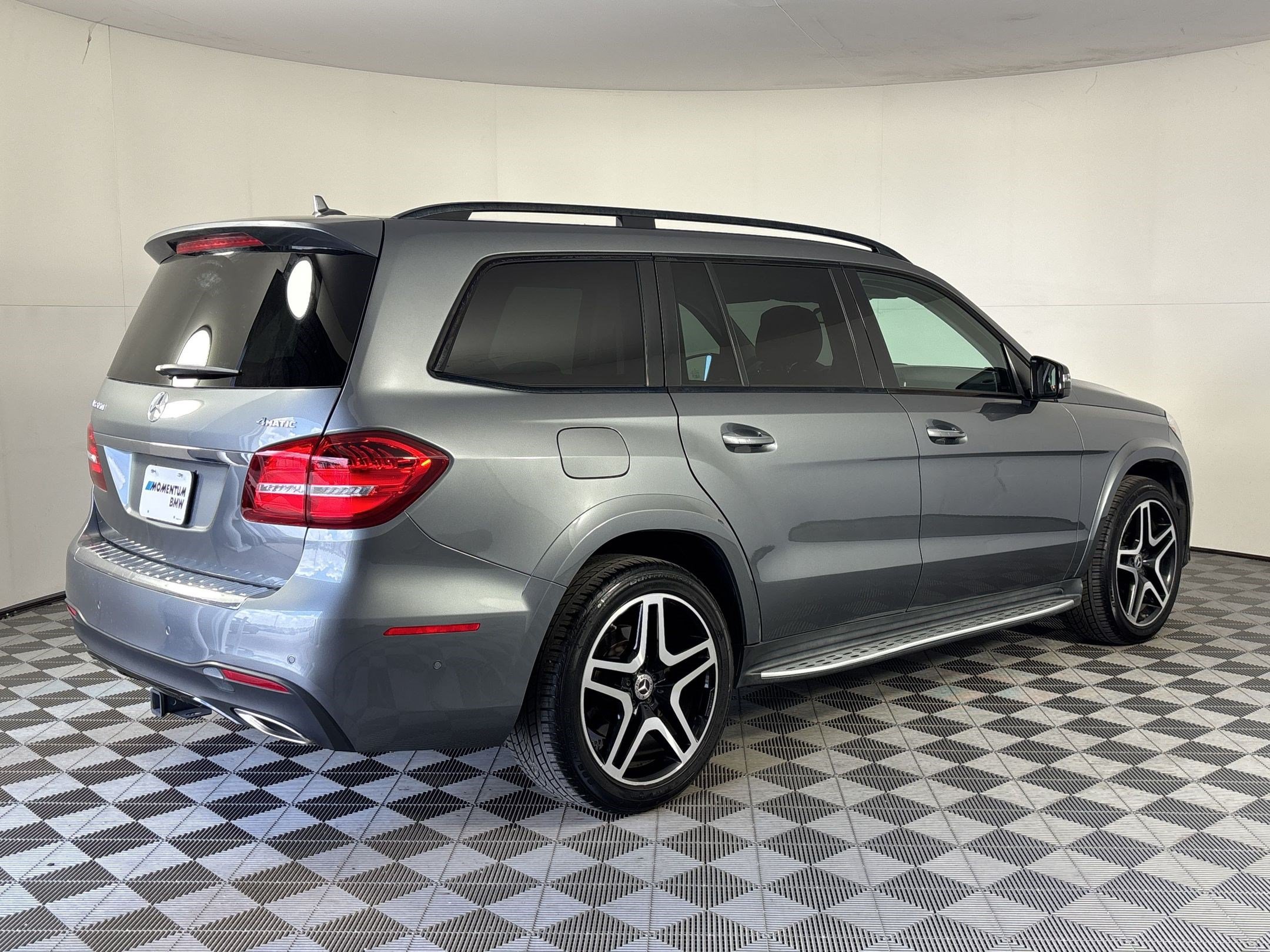 Used 2018 Mercedes-Benz GLS 550 4MATIC image 9
