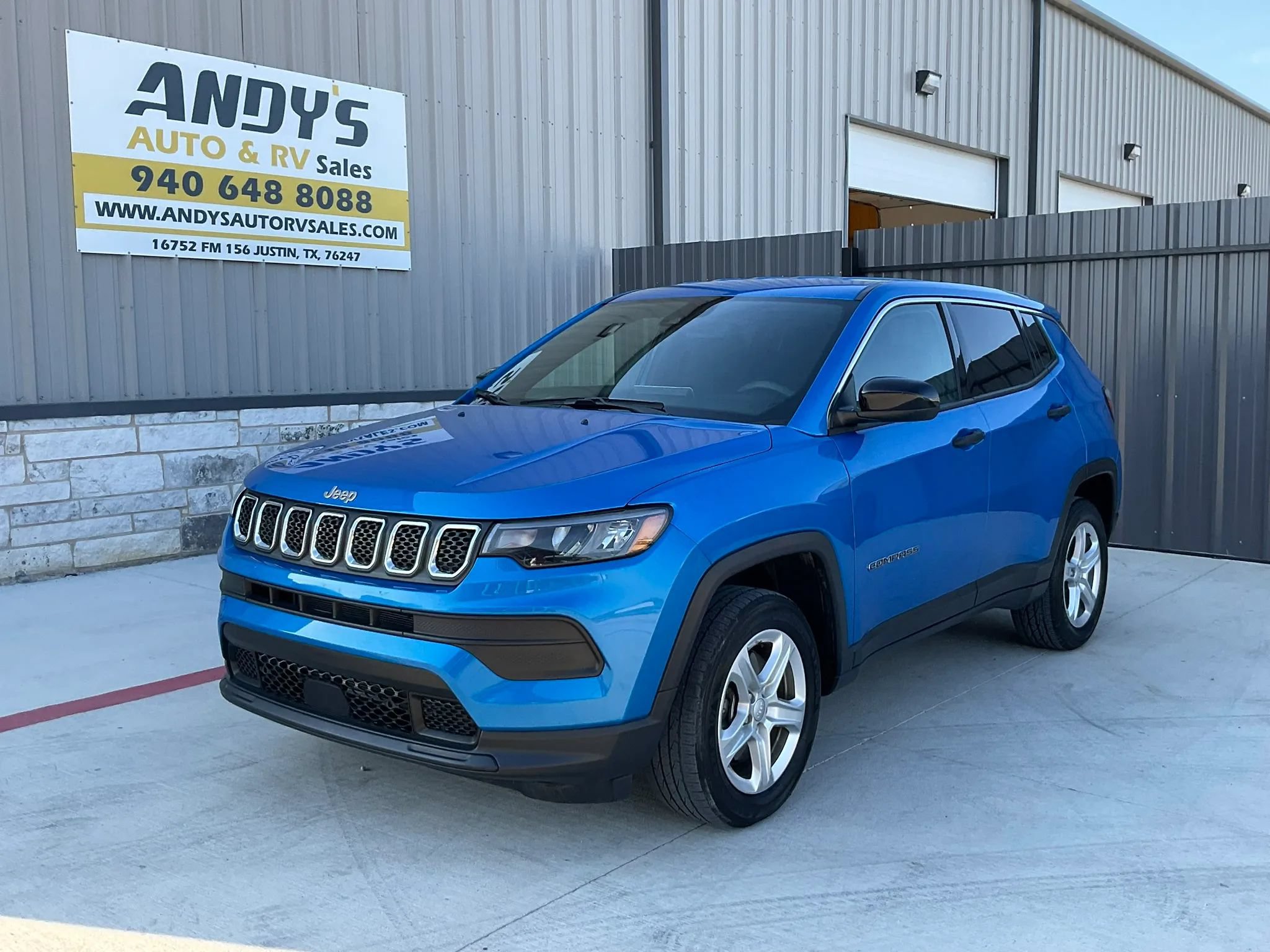 Used 2023 Jeep Compass Sport AWD/4WD image 1