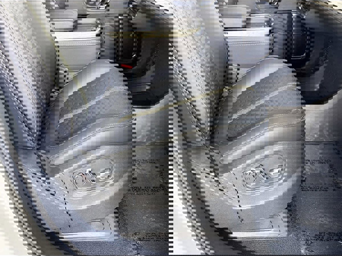 Used 2024 Rivian R1S Adventure image 35