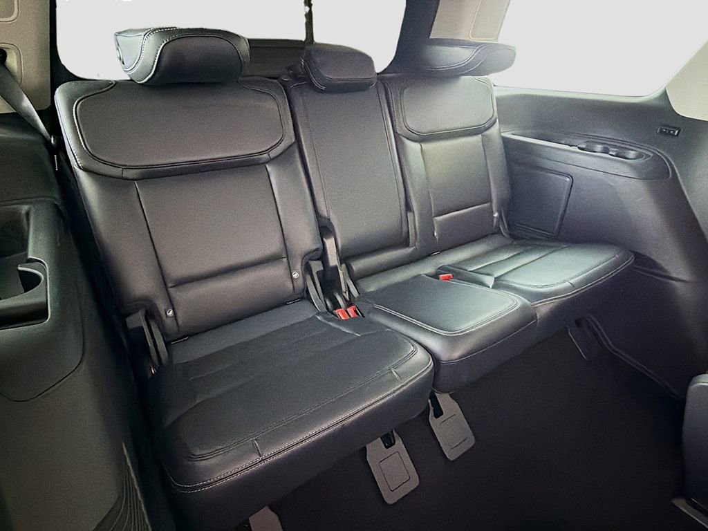 Used 2025 Ford Expedition Platinum AWD/4WD image 30