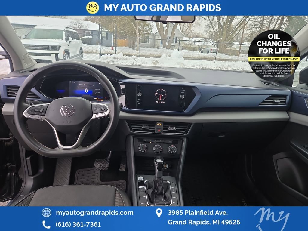 Used 2022 Volkswagen Taos SE image 12