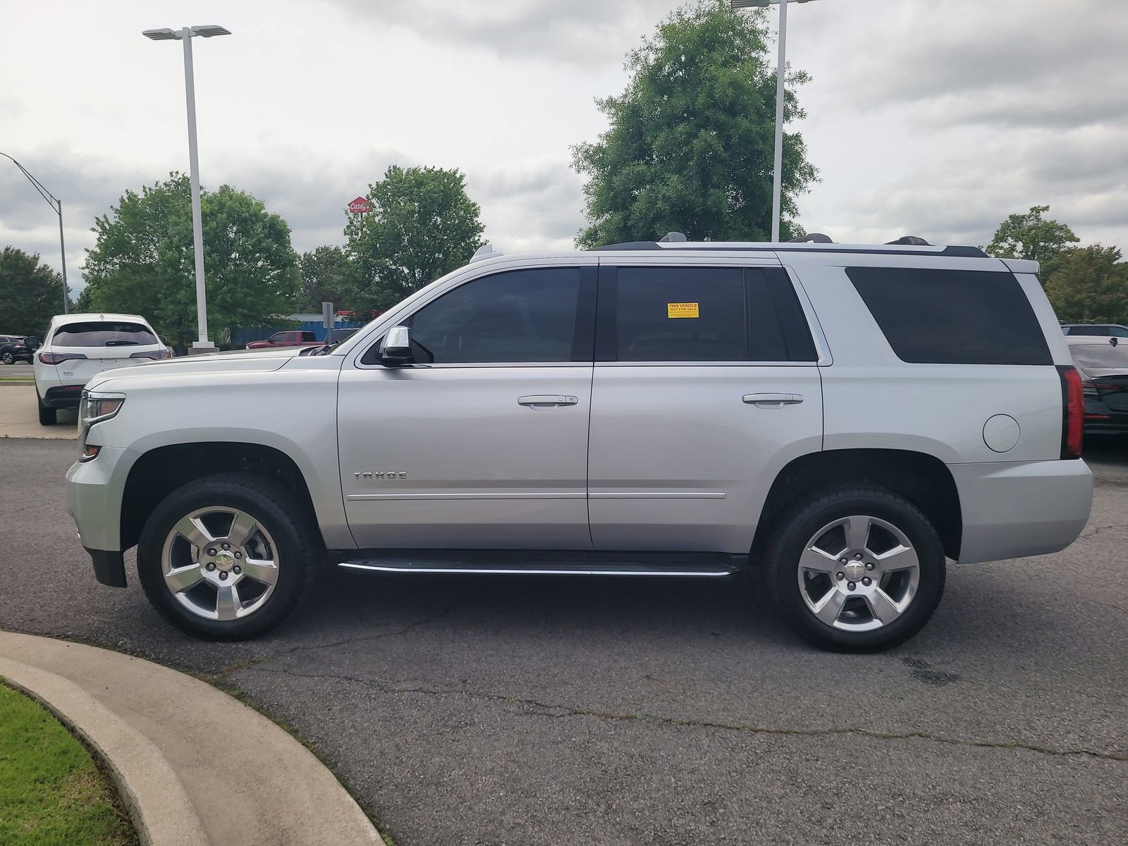 Used 2019 Chevrolet Tahoe Premier w/ Max Trailering Package AWD/4WD image 6