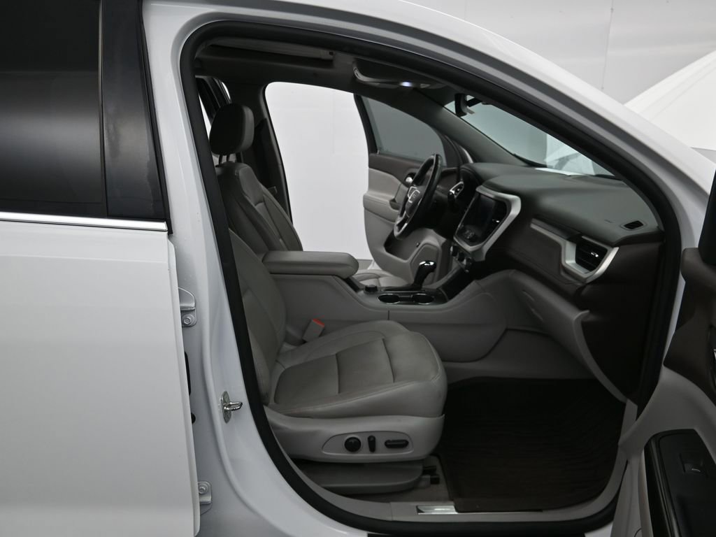 Used 2017 GMC Acadia SLT FWD image 12
