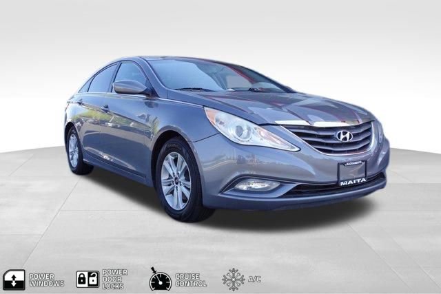 Used 2013 Hyundai Sonata GLS w/ Popular Equipment Pkg image 1