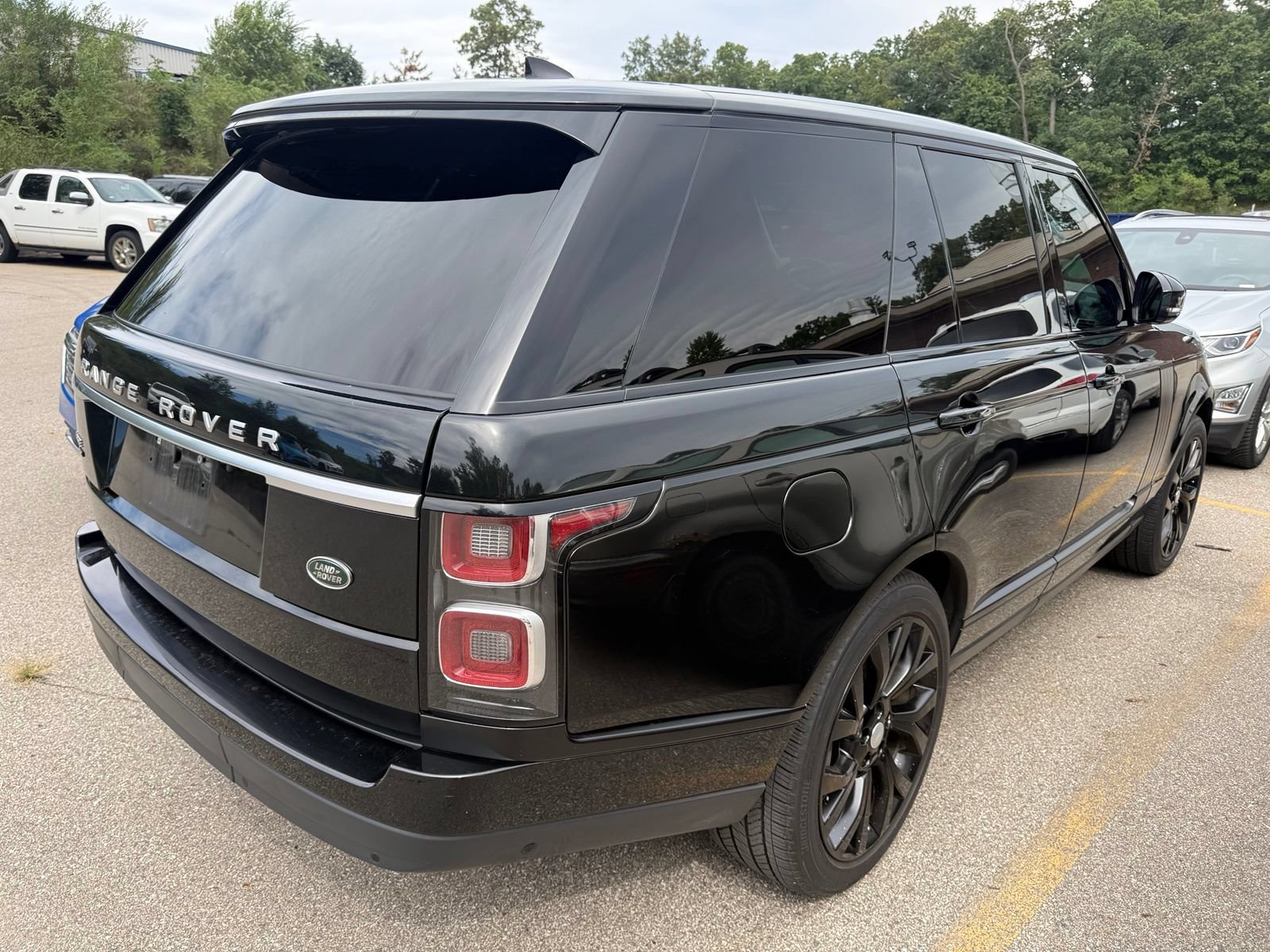 Used 2020 Land Rover Range Rover HSE AWD/4WD image 2