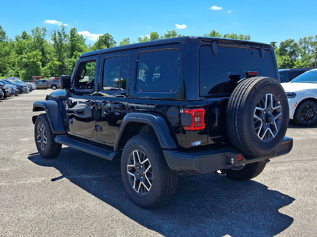 New 2026 Jeep Wrangler Unlimited Sahara w/ Safety Group AWD/4WD image 6