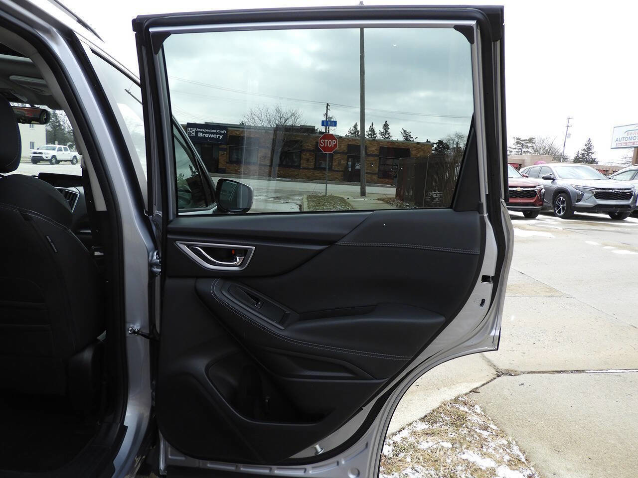 Used 2021 Subaru Forester Premium image 30