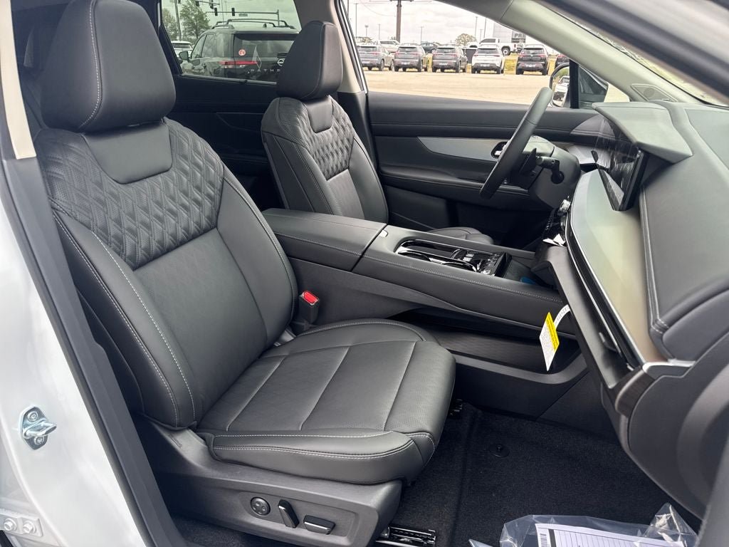 New 2026 Nissan Murano Platinum w/ Cargo Package AWD/4WD image 13