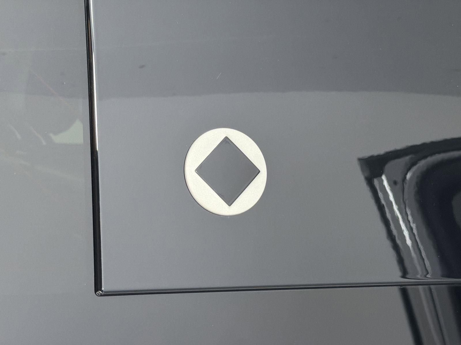 New 2026 Land Rover Defender 110 OCTA image 30