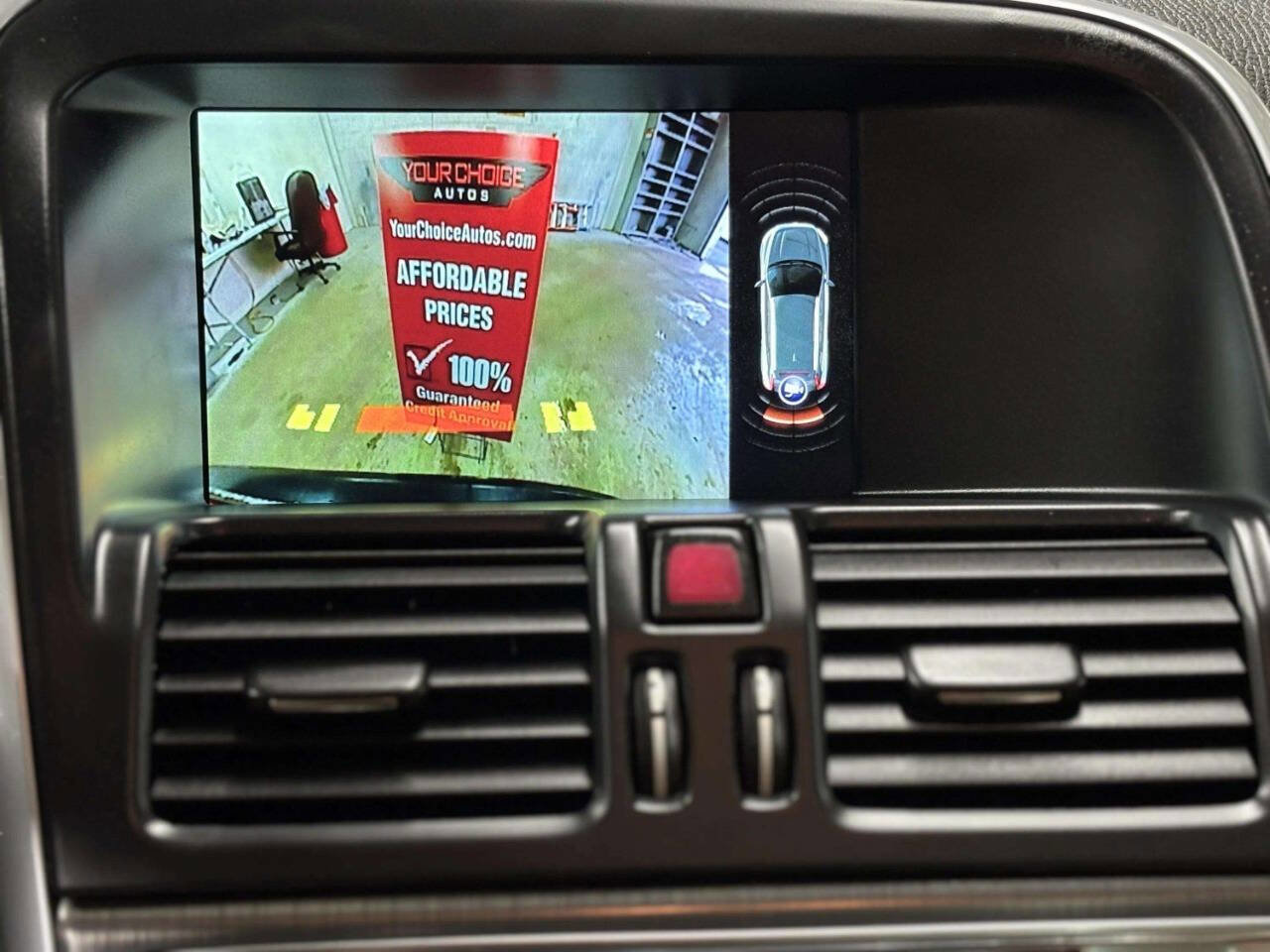 Used 2016 Volvo XC60 T6 w/ Proximity Package AWD/4WD image 27